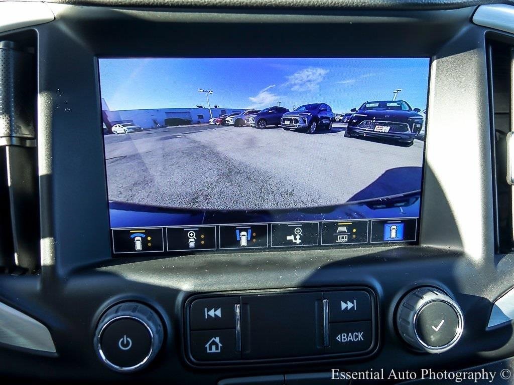 Used 2024 GMC Terrain SLT w/ Tech Package image 20