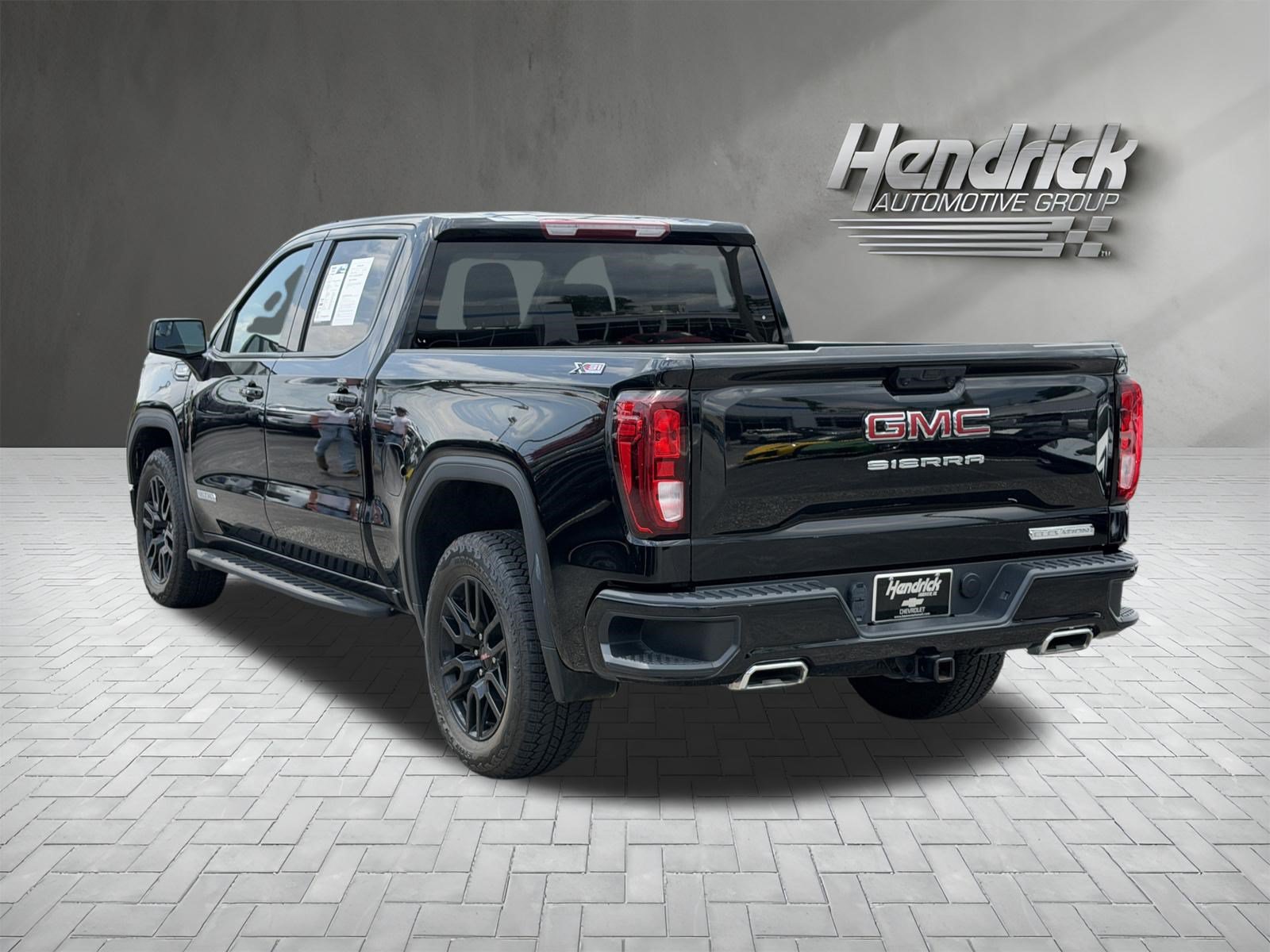 Used 2024 GMC Sierra 1500 Elevation w/ X31 Off-Road Package AWD/4WD image 8