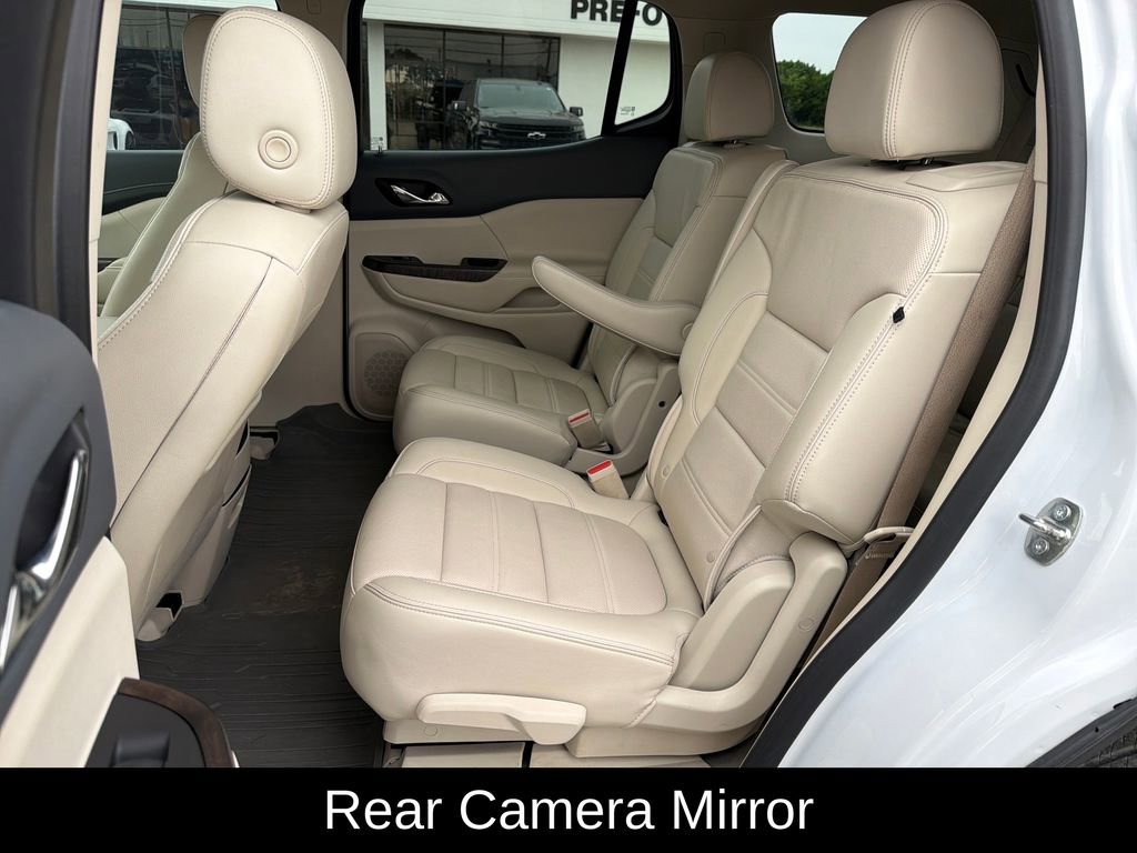 Used 2023 GMC Acadia Denali w/ Denali Ultimate Package FWD image 12