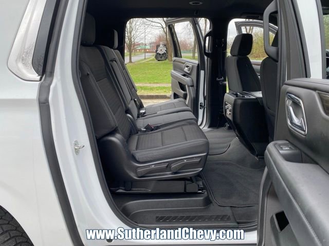 Used 2024 GMC Yukon XL SLE image 36