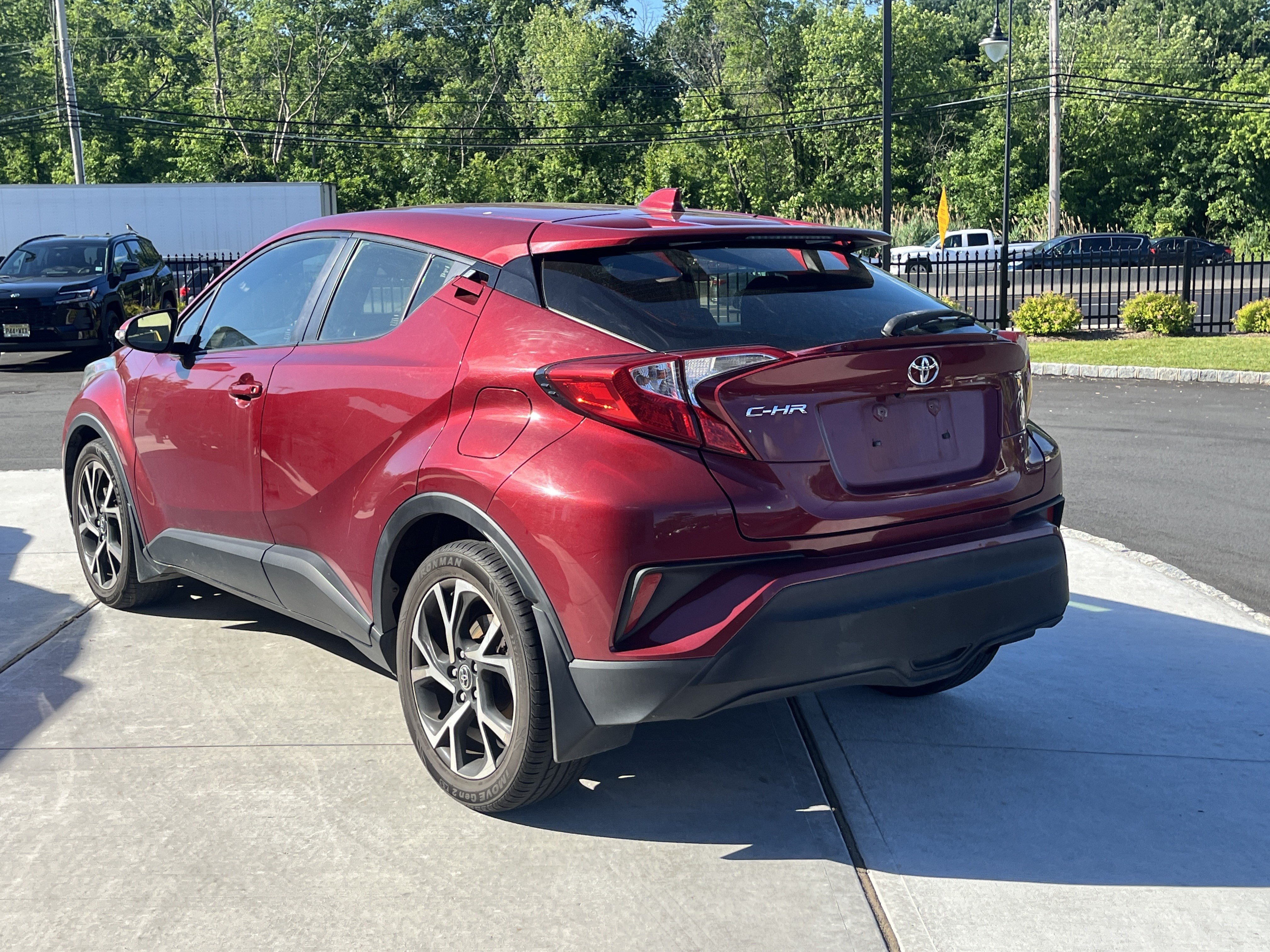 Certified 2019 Toyota C-HR XLE FWD image 4