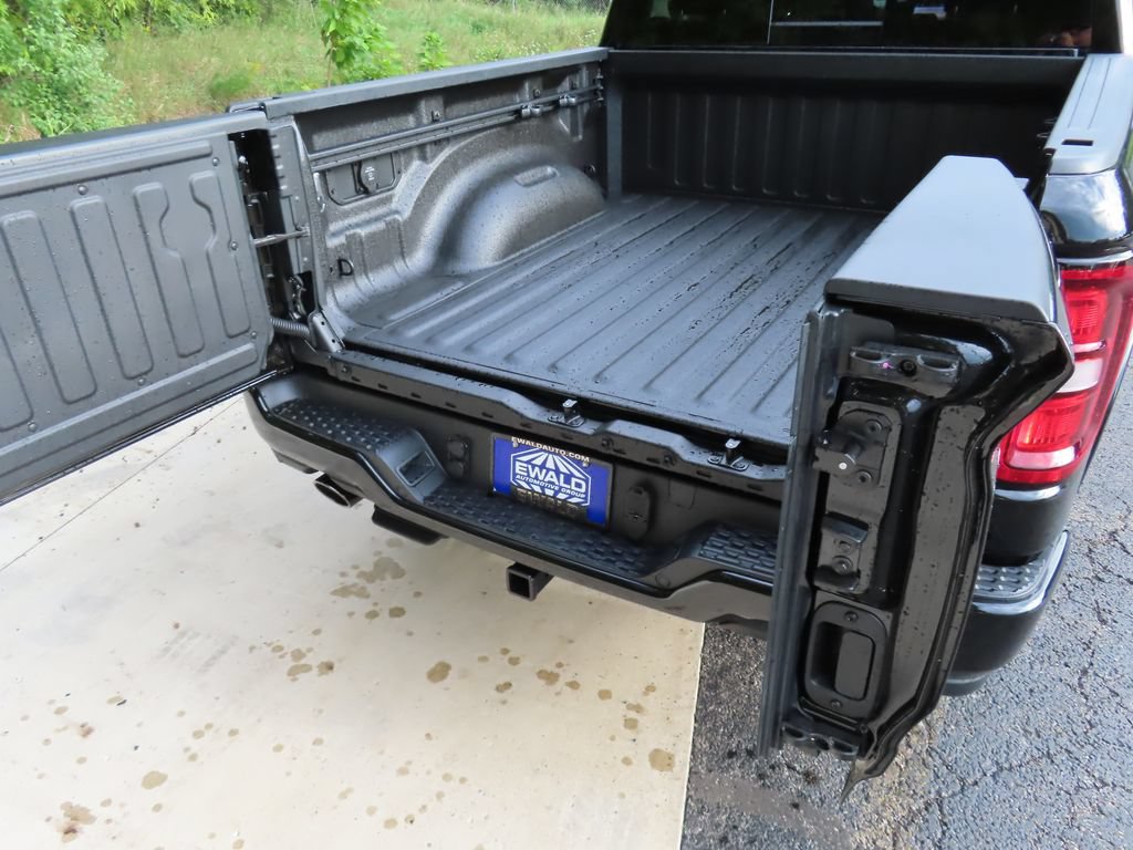 New 2027 RAM 1500 Laramie w/ Night Edition AWD/4WD image 20