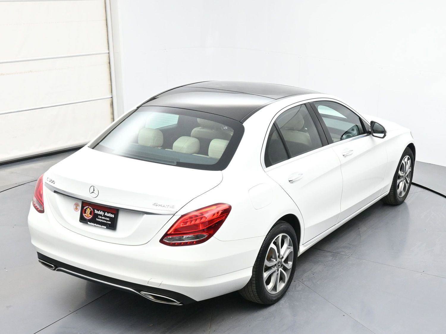 Used 2018 Mercedes-Benz C 300 4MATIC Sedan image 34