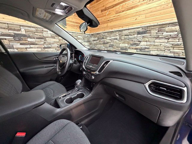 Used 2022 Chevrolet Equinox LT AWD/4WD image 15