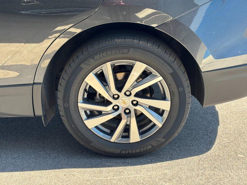 Used 2023 Chevrolet Equinox LT image 7