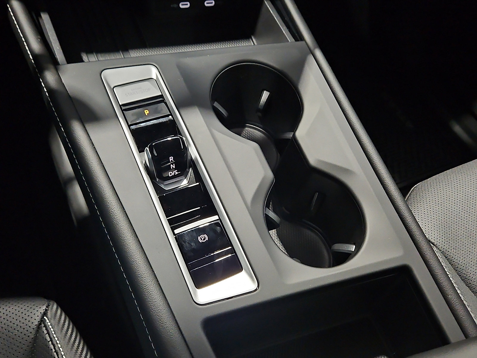 New 2026 Volkswagen Atlas Cross Sport SE image 14