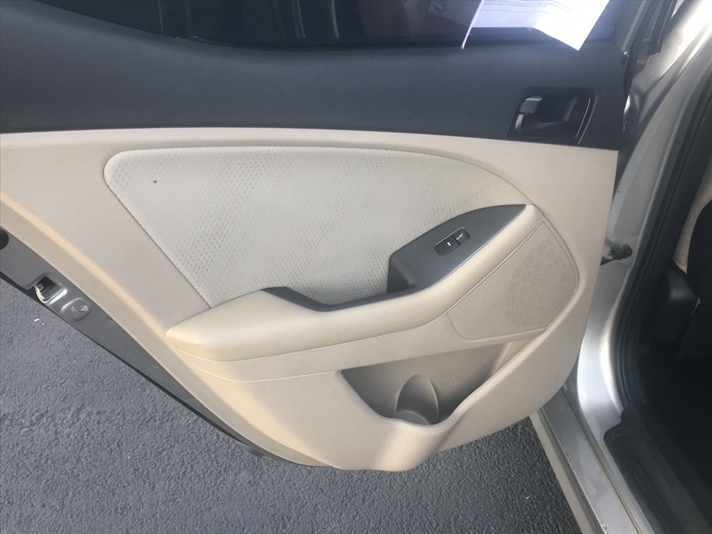 Used 2014 Kia Optima LX image 18