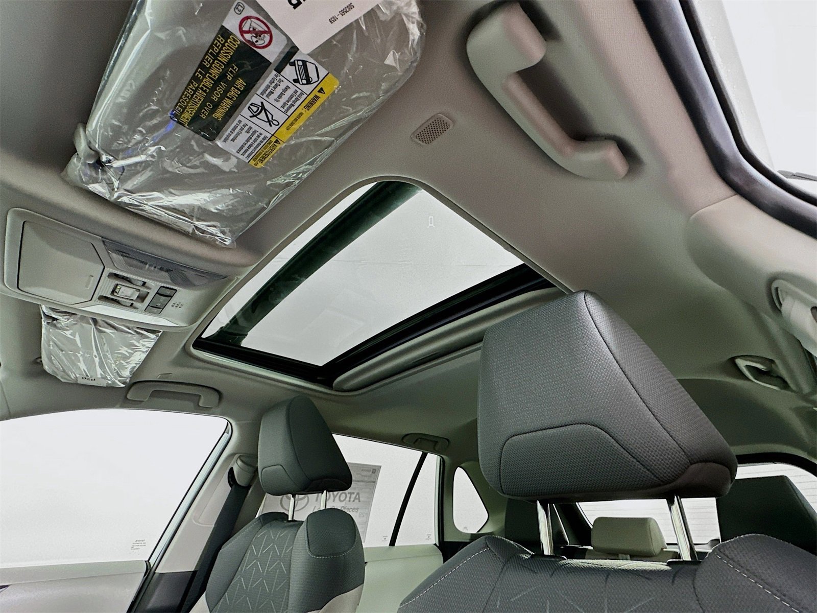 New 2025 Toyota RAV4 XLE image 21