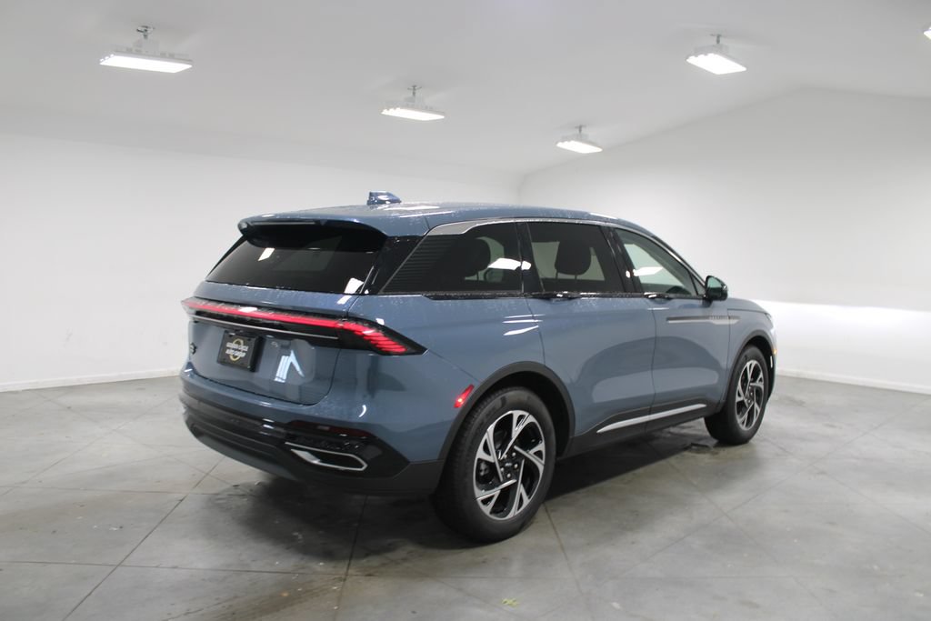 New 2026 Lincoln Nautilus Premier AWD/4WD image 8