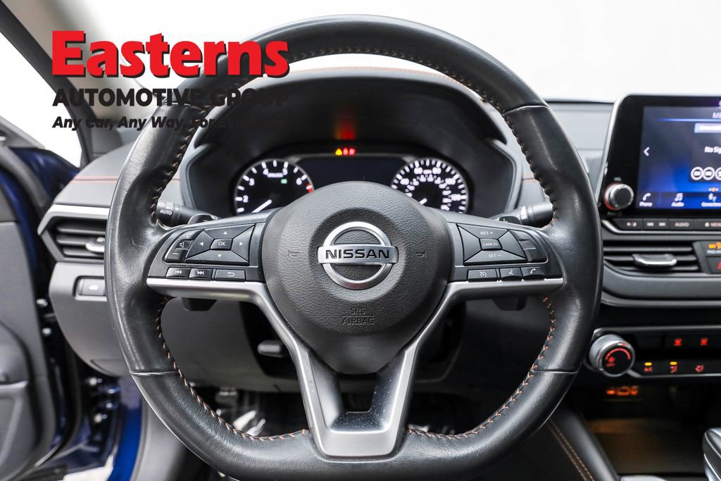 Used 2022 Nissan Altima 2.5 SR FWD image 10