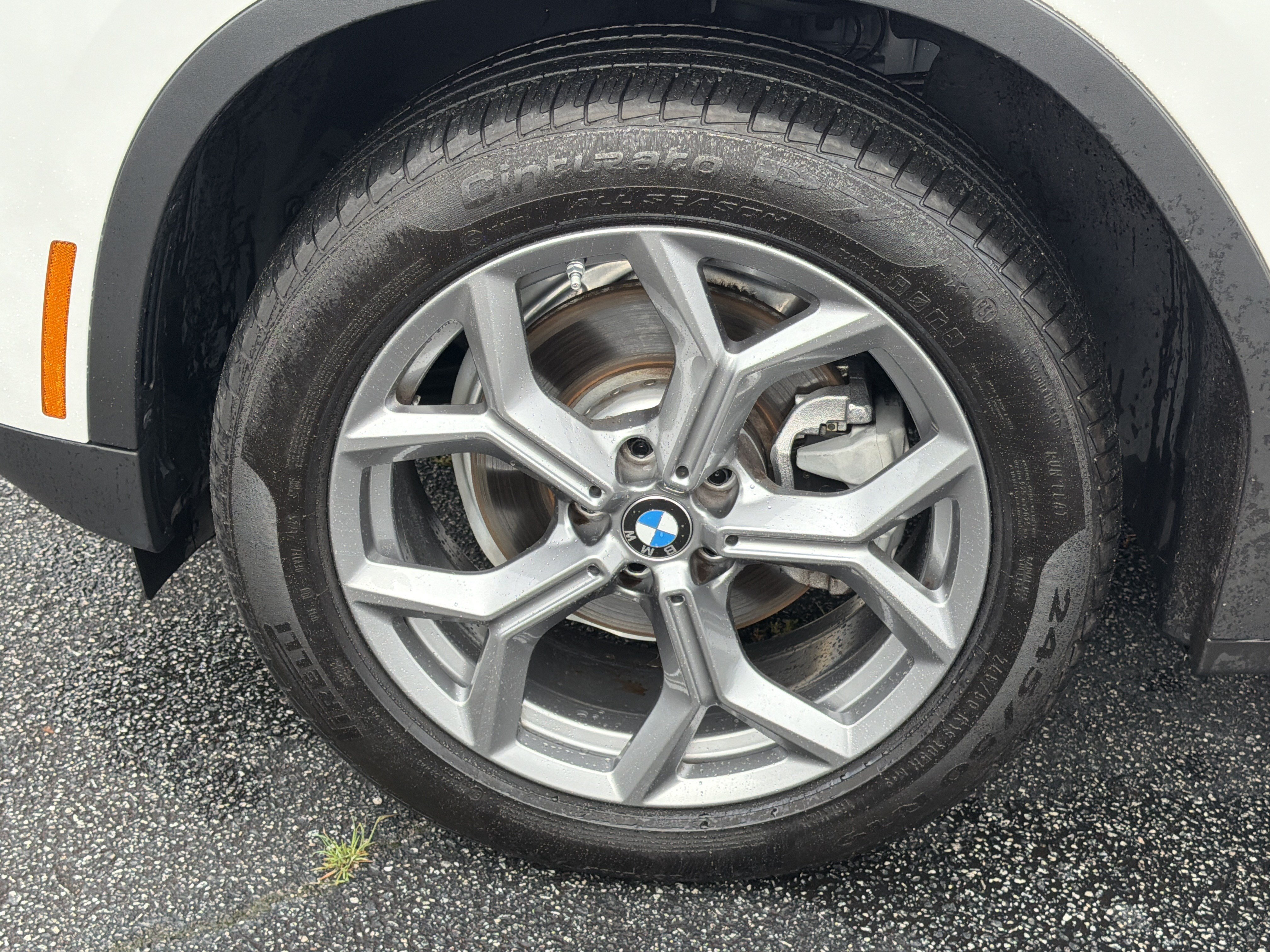 Certified 2025 BMW X4 xDrive30i w/ Premium Package AWD/4WD image 33