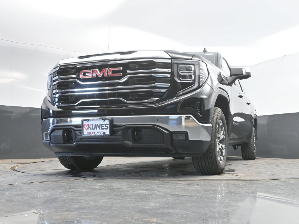 Used 2026 GMC Sierra 1500 SLT AWD/4WD image 35
