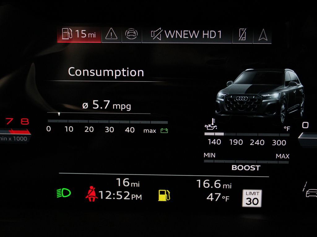 New 2026 Audi SQ7 Prestige image 13