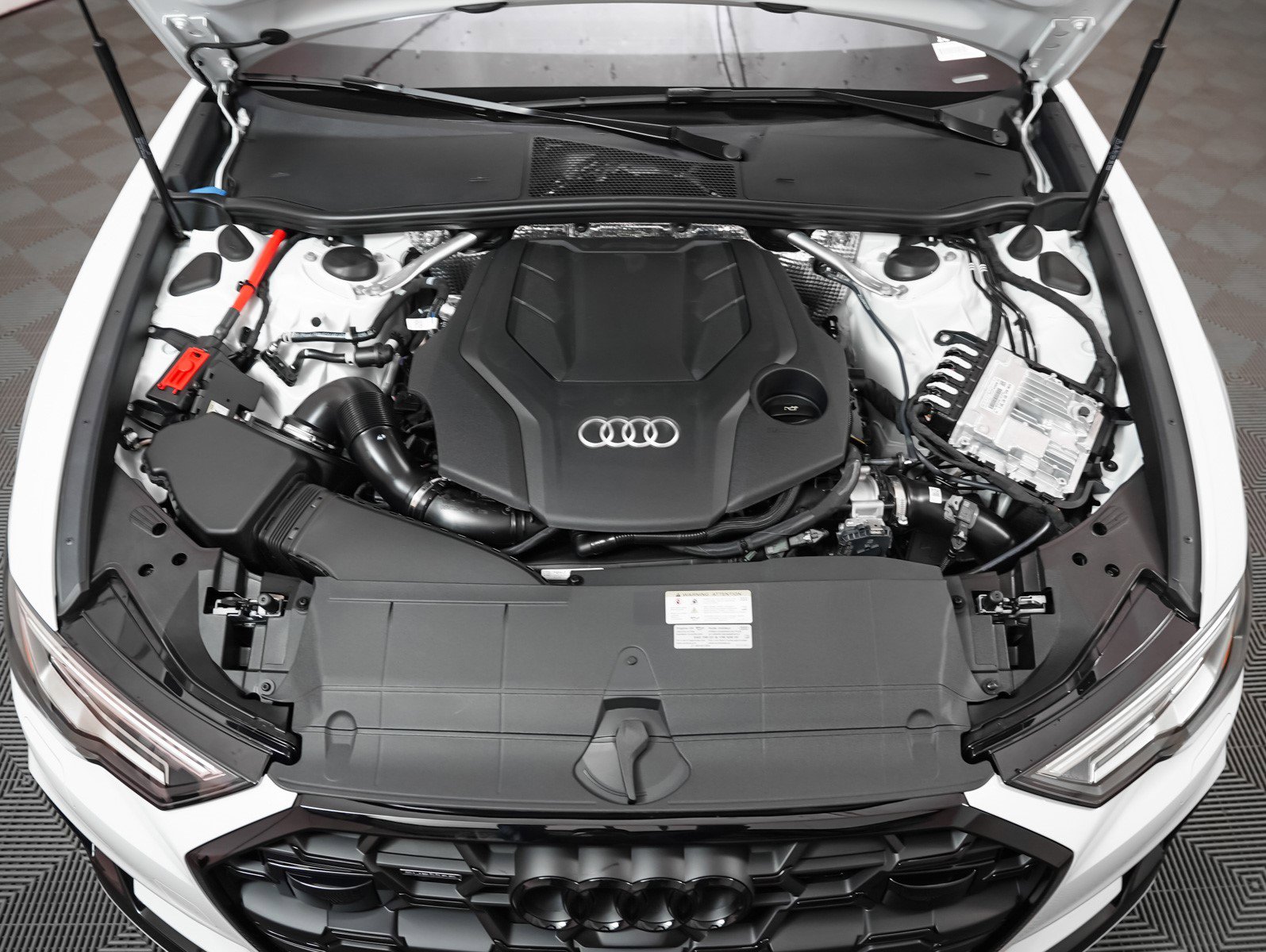 New 2025 Audi A6 Premium Plus image 4
