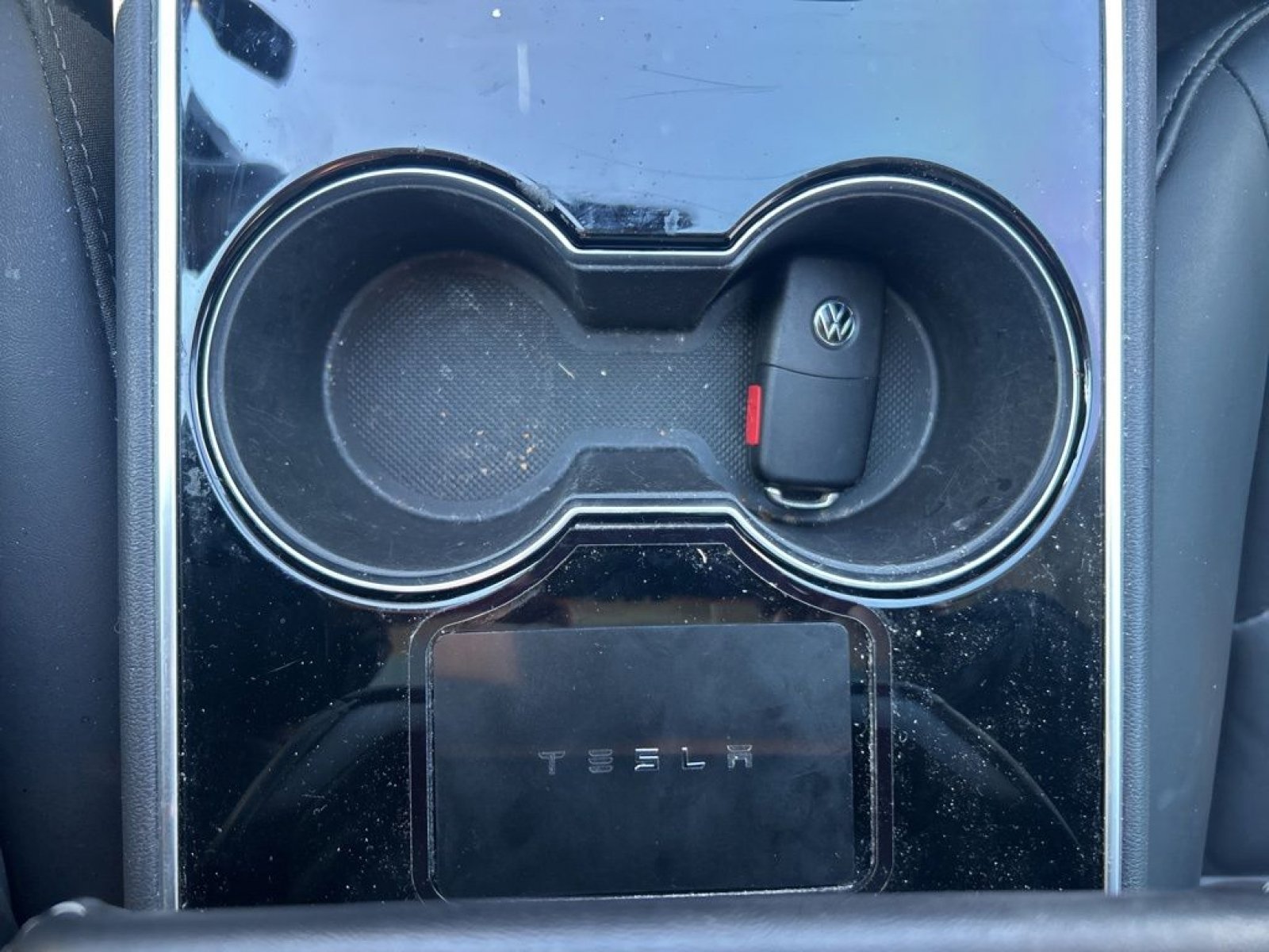 Used 2018 Tesla Model 3 Long Range image 17
