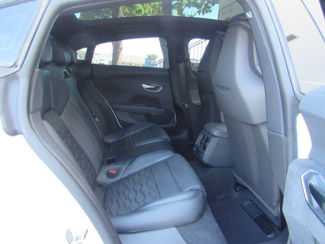 Used 2024 Audi e-tron GT Premium Plus w/ Executive Package image 24