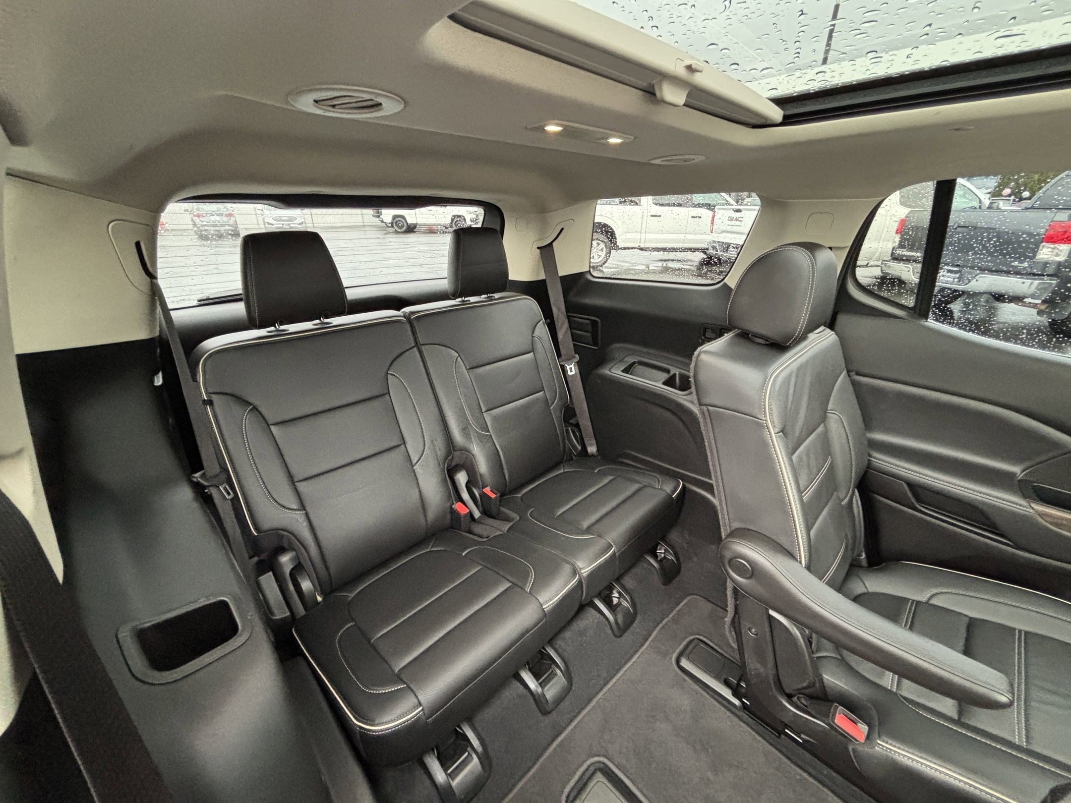 Used 2022 GMC Acadia Denali image 14