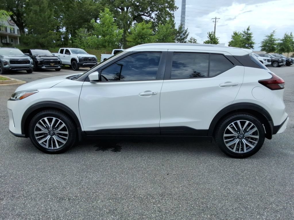 Used 2023 Nissan Kicks SV FWD image 8