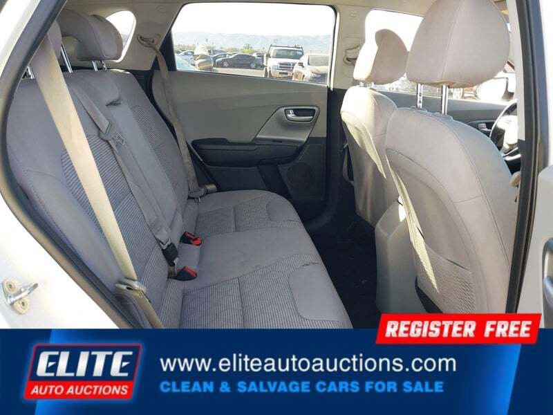 Used 2019 Kia Niro LX image 15