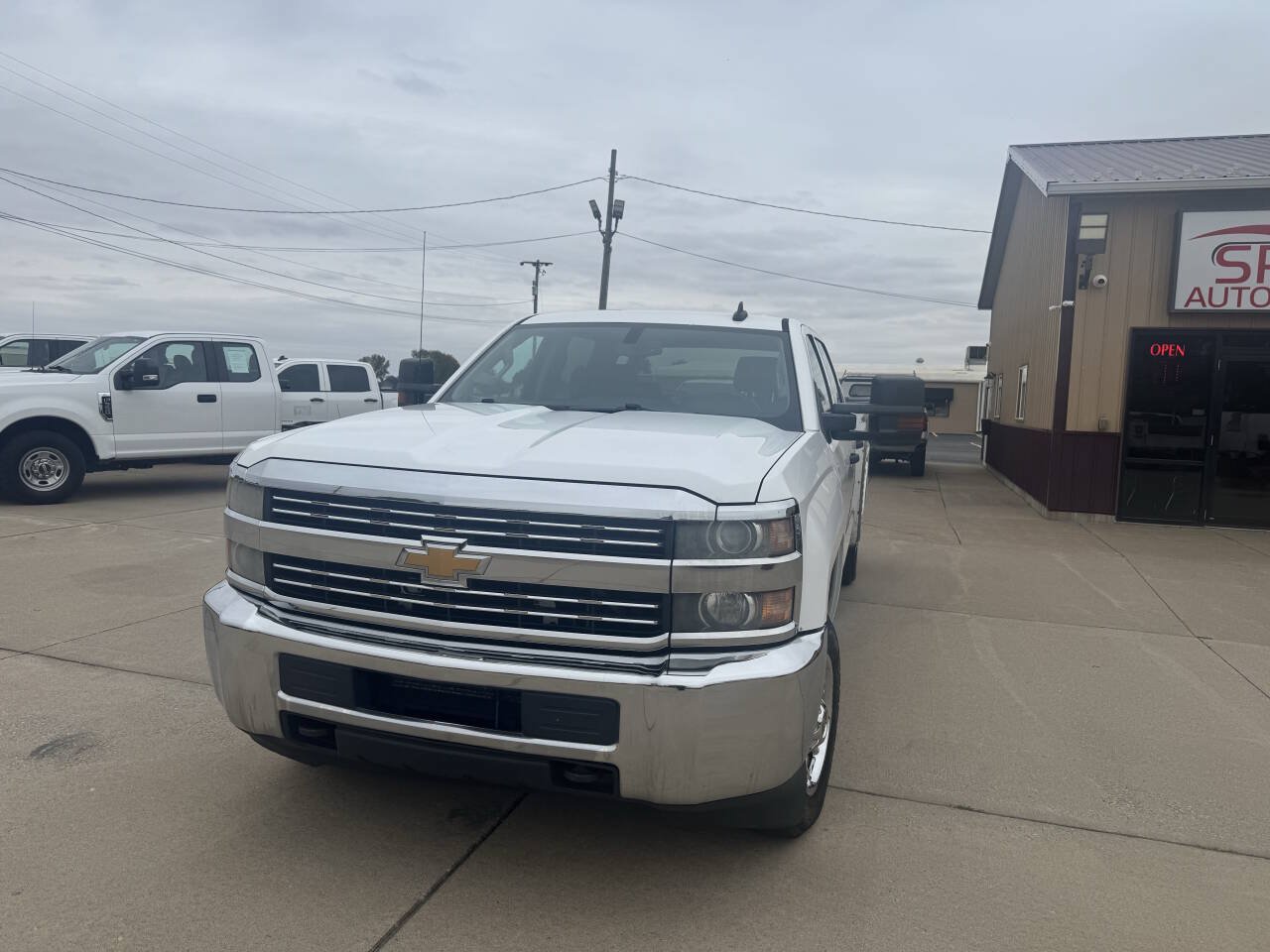 Used 2015 Chevrolet Silverado 2500 W/T w/ WT Convenience Package AWD/4WD image 4