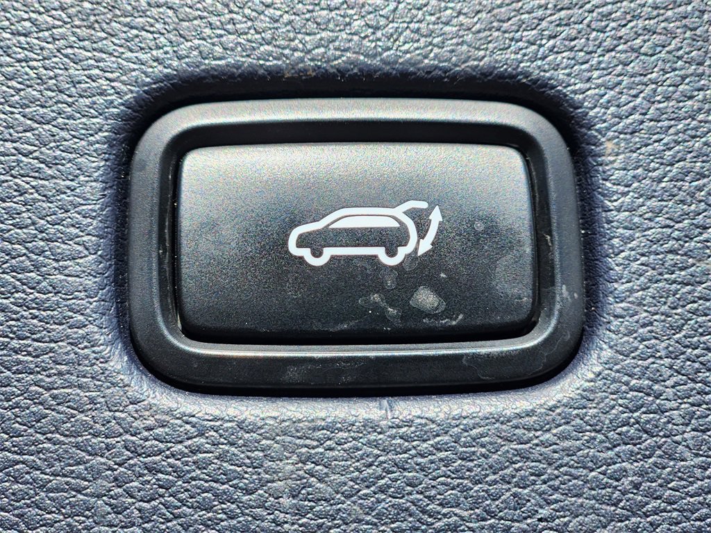 Used 2021 Hyundai Palisade Limited image 25