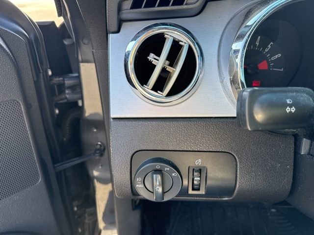 Used 2007 Ford Mustang Deluxe image 16