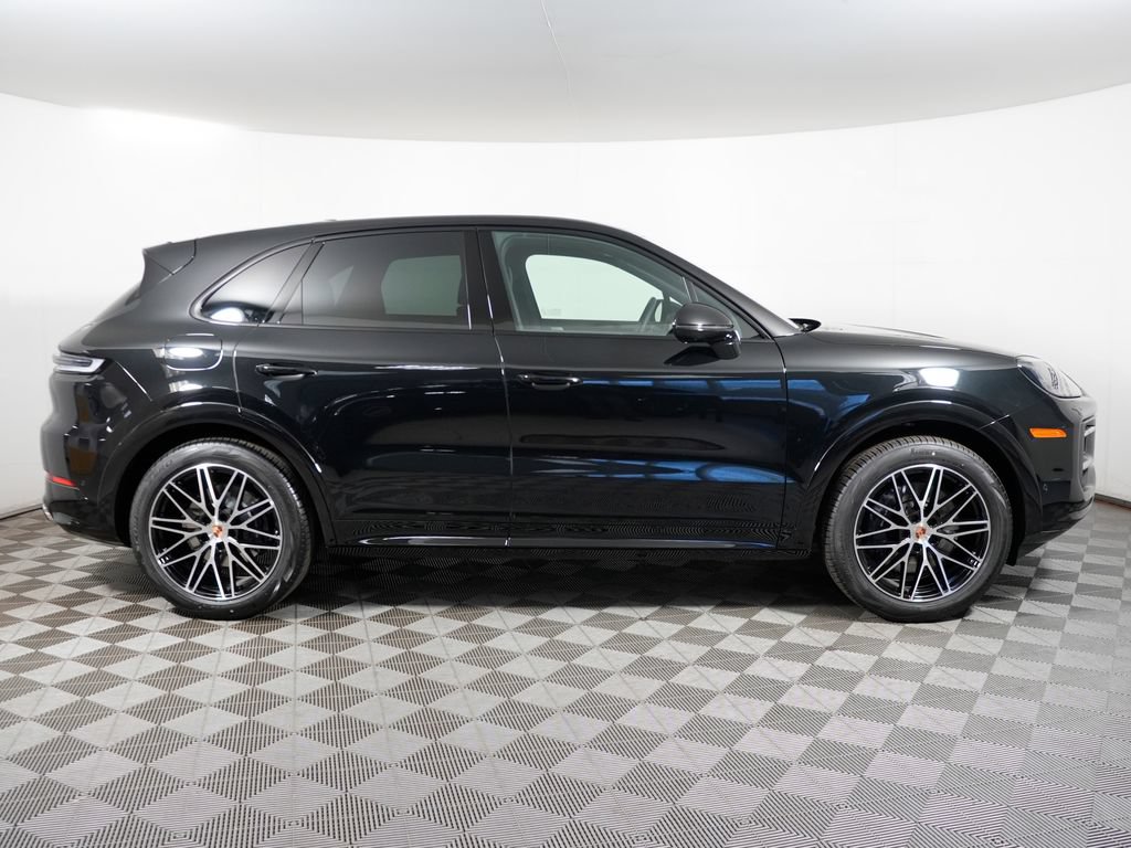 New 2026 Porsche Cayenne AWD/4WD image 8