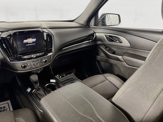 Used 2023 Chevrolet Traverse LT AWD/4WD image 22