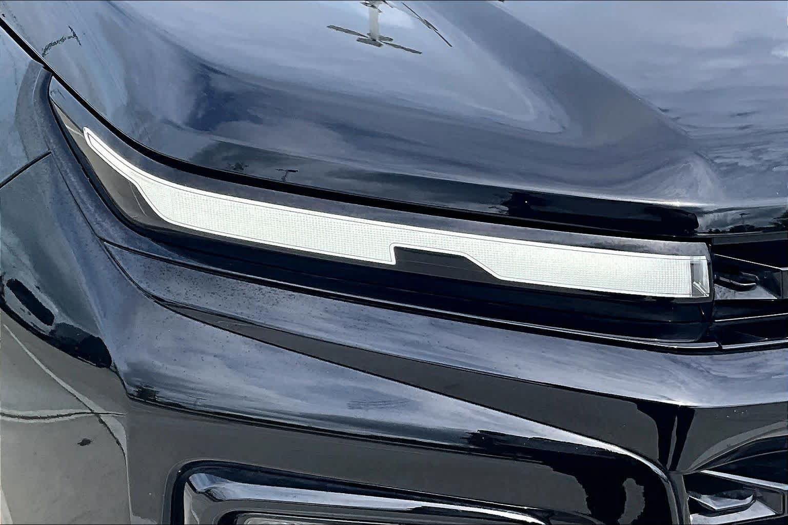 Used 2025 Chevrolet Traverse RS w/ LPO, Floor Liner Package FWD image 26