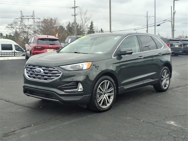 Used 2023 Ford Edge Titanium w/ Class II Trailer Tow Package image 3
