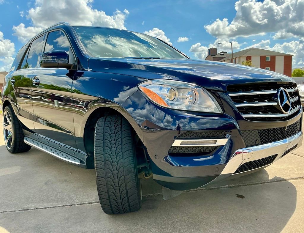 Used 2014 Mercedes-Benz ML 350 BlueTEC 4MATIC image 2
