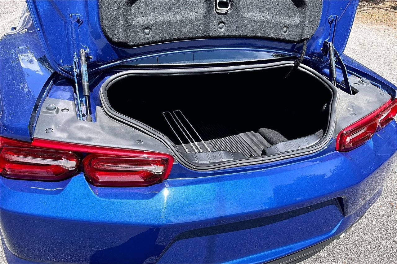 Used 2023 Chevrolet Camaro LT RWD image 32