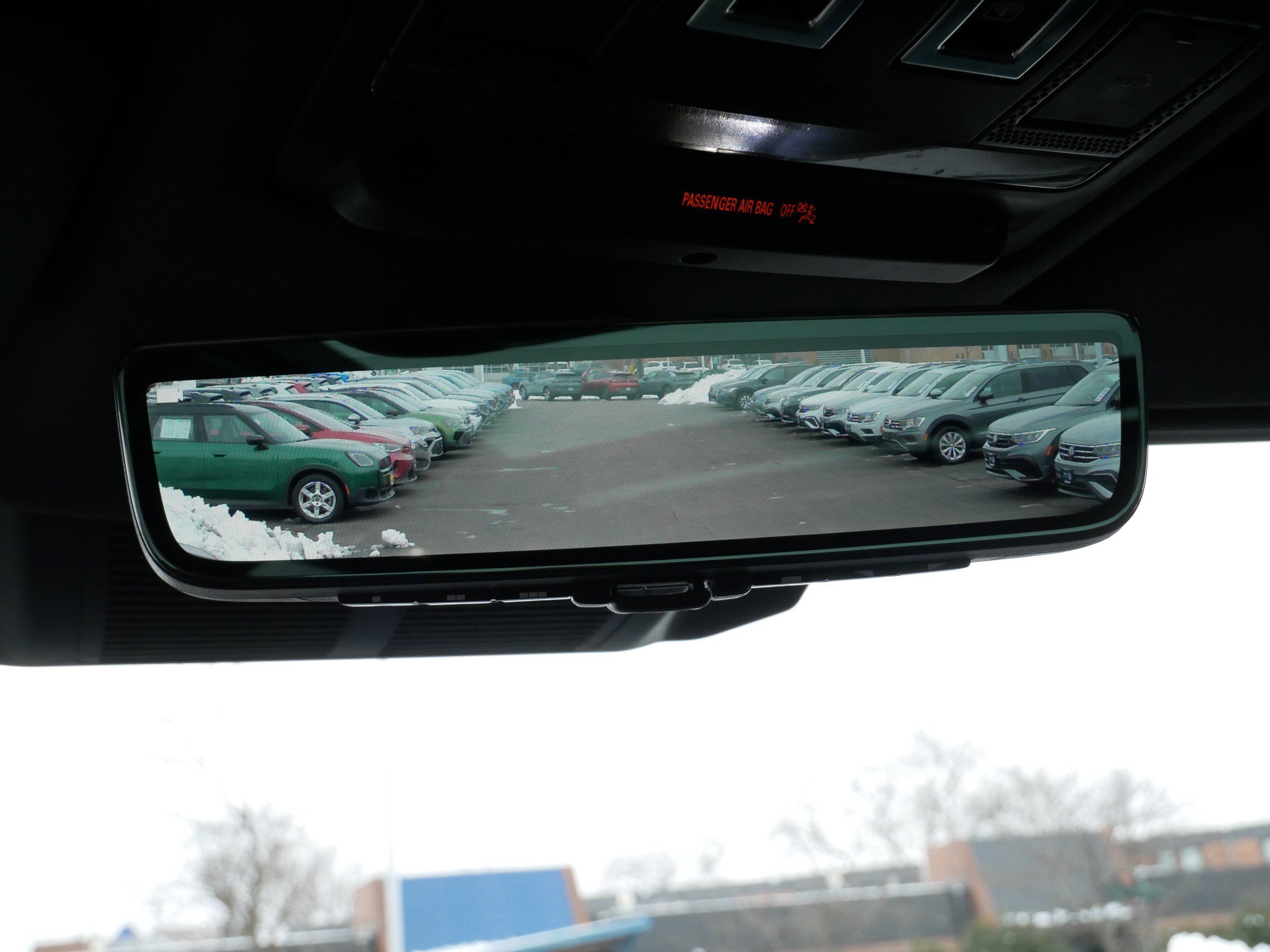 Used 2023 Land Rover Defender 90 X image 32