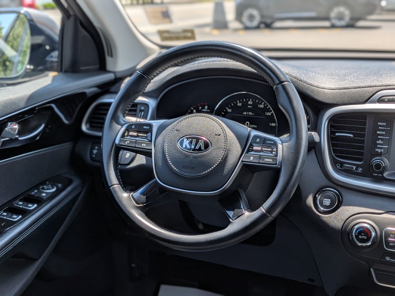 Used 2019 Kia Sorento EX AWD/4WD image 18