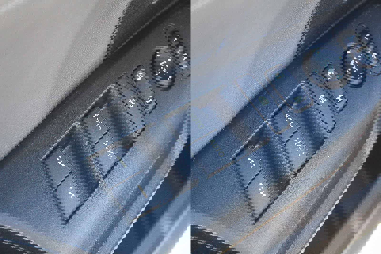 Used 2019 Honda Civic EX-L image 25