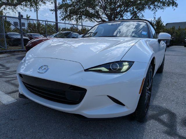 New 2026 MAZDA MX-5 Miata Grand Touring RWD image 9