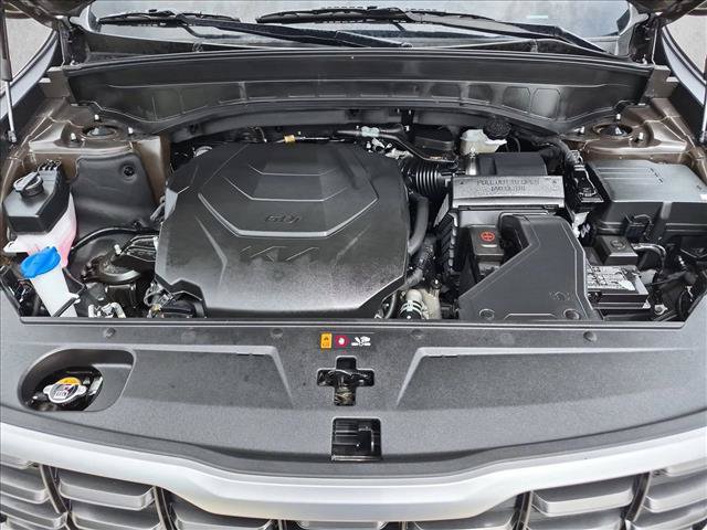 Used 2025 Kia Telluride S AWD/4WD image 25