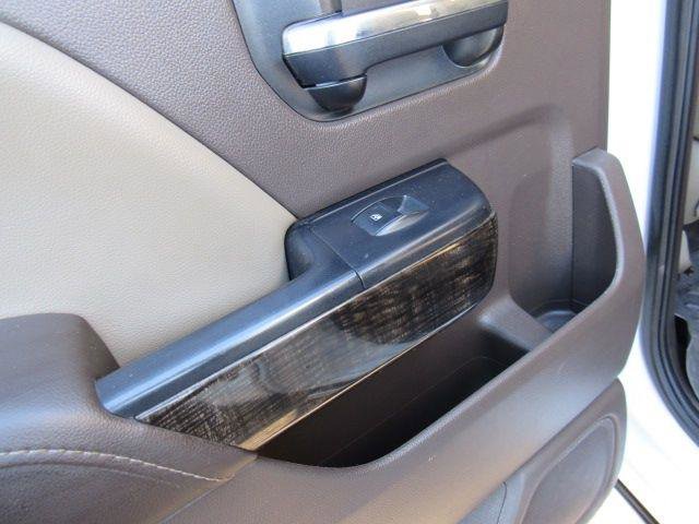 Used 2016 GMC Sierra 1500 Denali w/ Enhanced Driver Alert Package image 27