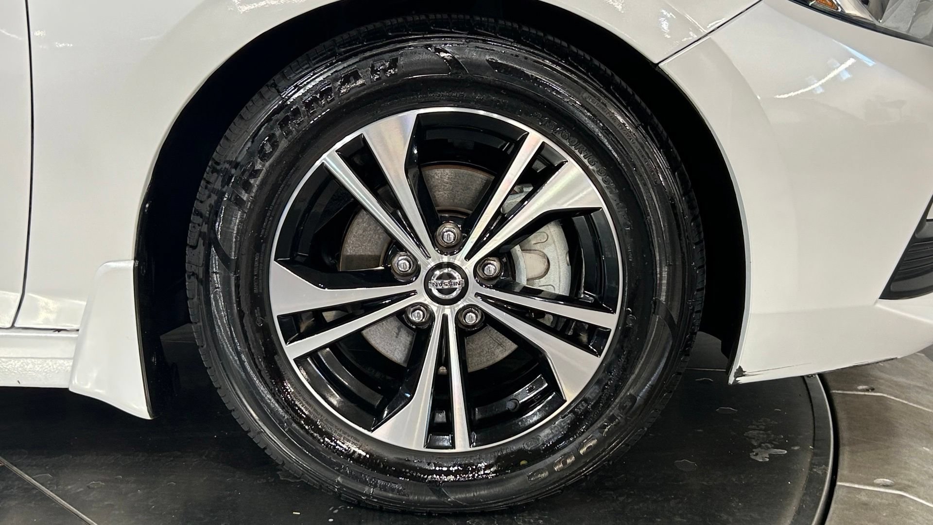 Used 2021 Nissan Sentra SV FWD image 21