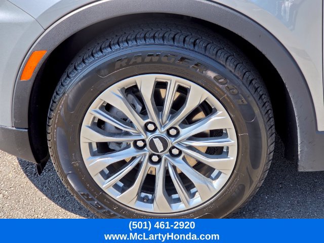 Used 2025 Cadillac XT4 Premium Luxury AWD/4WD image 19