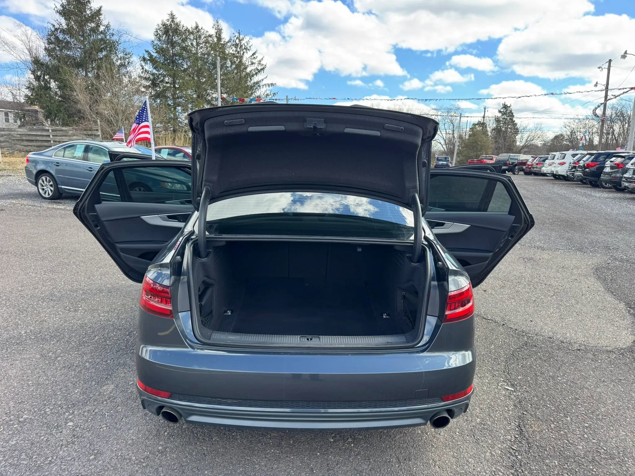 Used 2018 Audi A4 2.0T Premium image 9