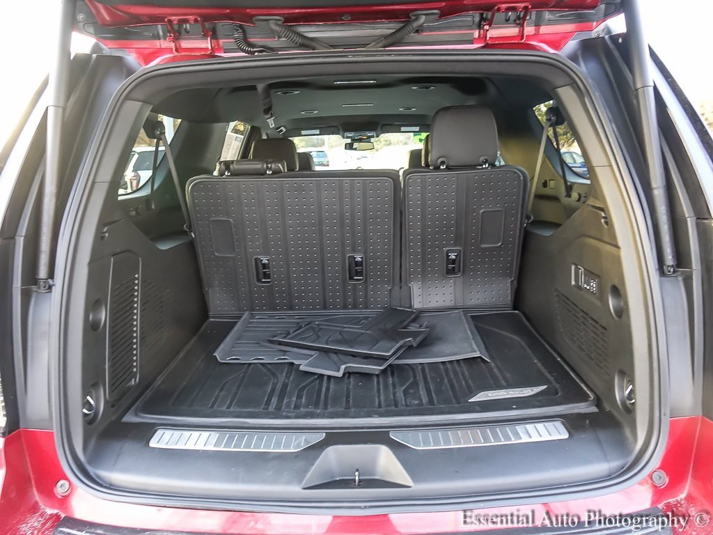 Used 2025 Chevrolet Suburban Premier image 31