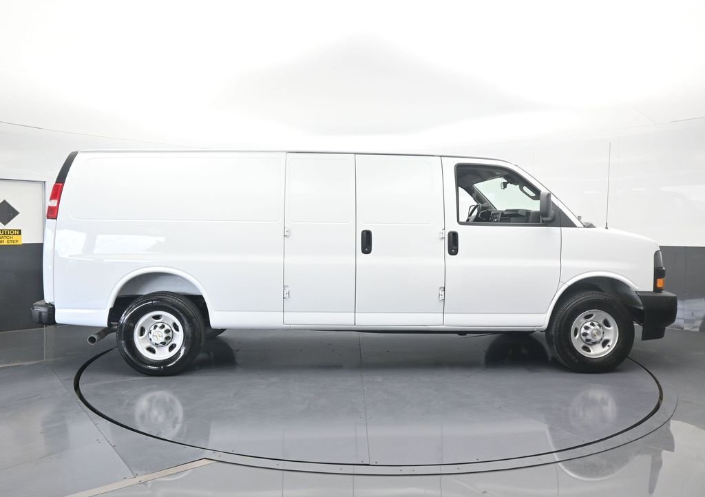 New 2025 Chevrolet Express 3500 Extended w/ Driver Convenience Package RWD image 7