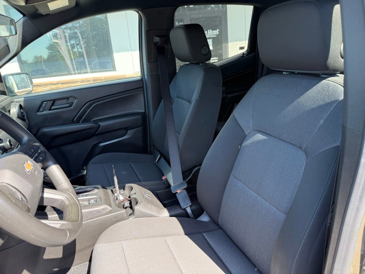 Used 2024 Chevrolet Colorado W/T image 3