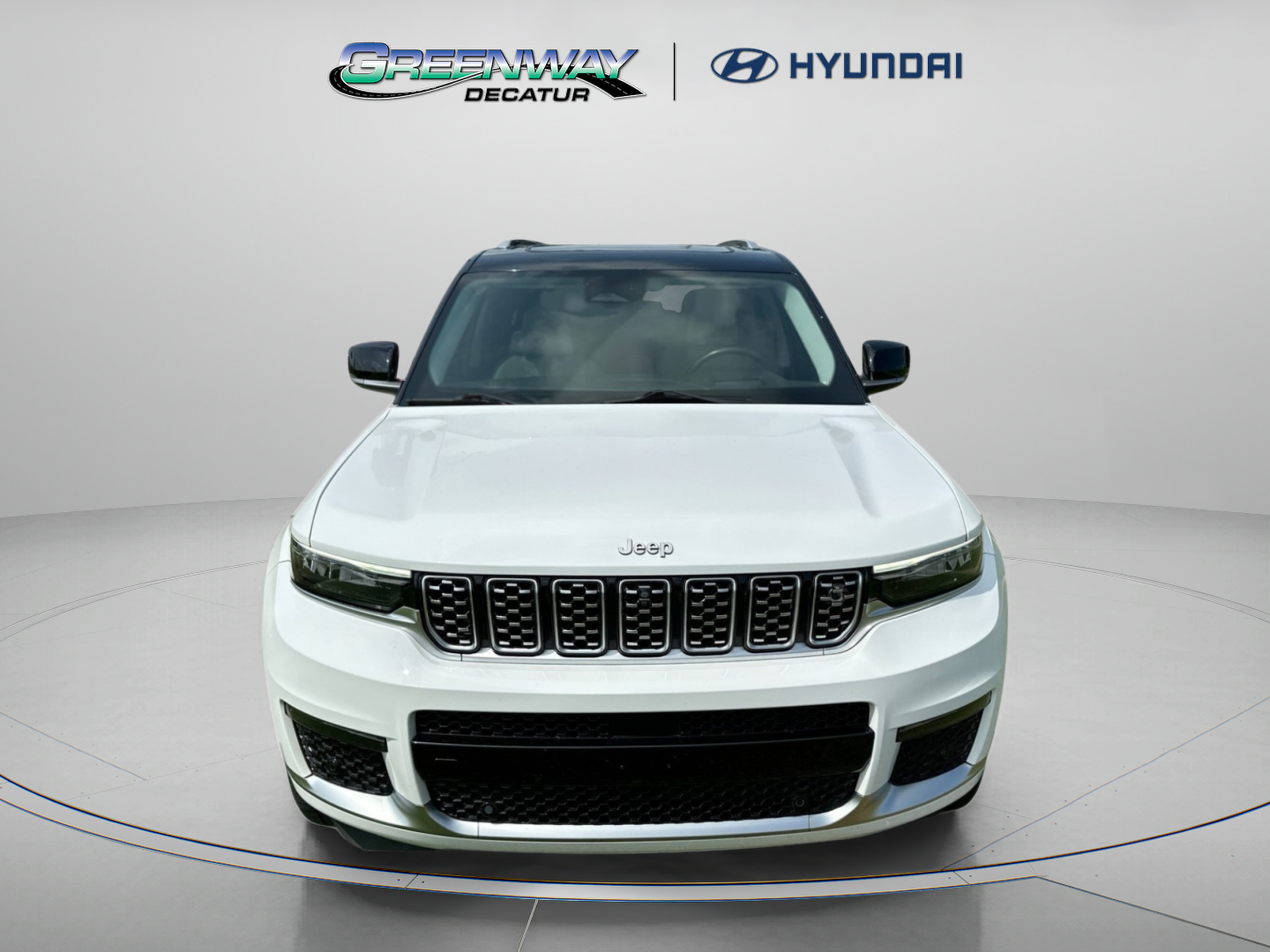 Used 2022 Jeep Grand Cherokee L Summit w/ Advanced Protech Group IV AWD/4WD image 3