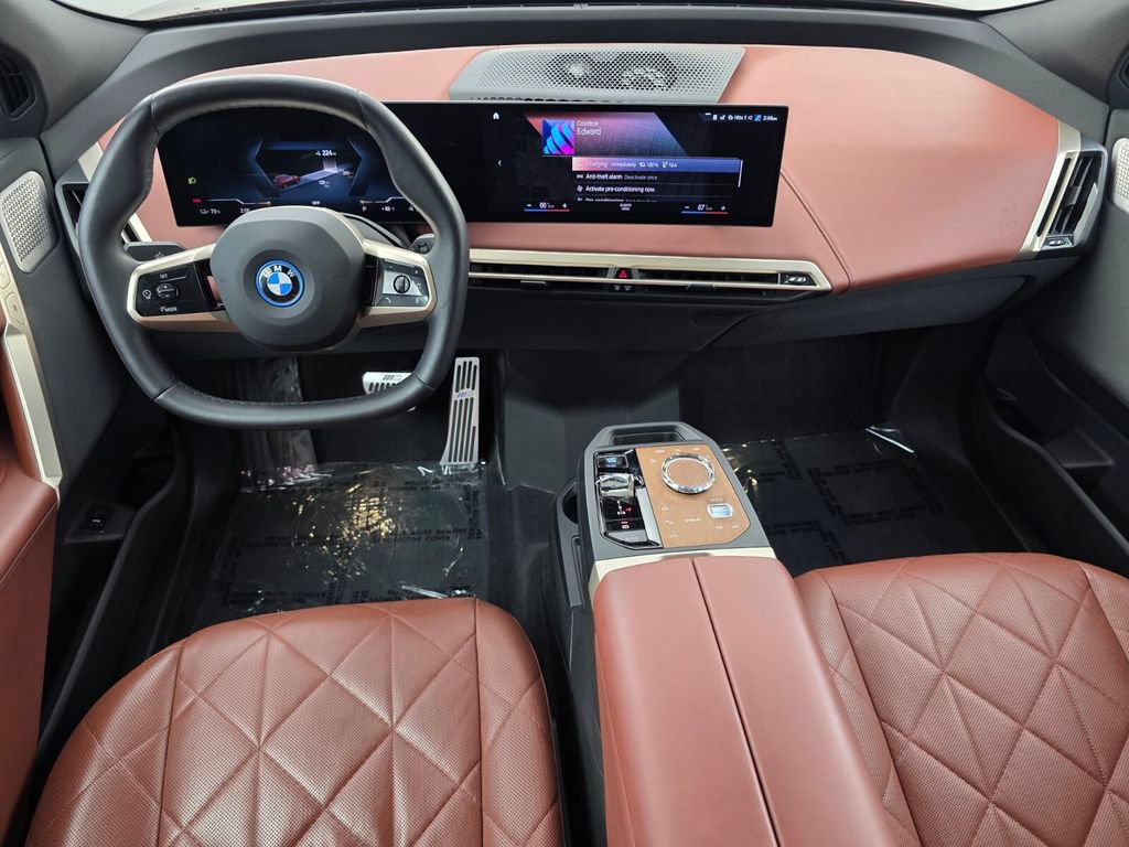 Used 2023 BMW iX M60 AWD/4WD image 13