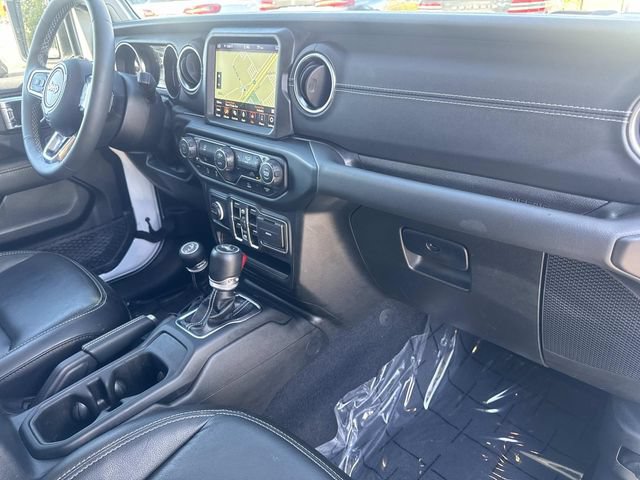Used 2023 Jeep Wrangler Unlimited Sahara w/ LED Lighting Group AWD/4WD image 29