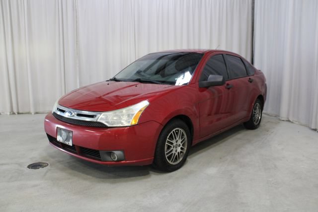 Used 2011 Ford Focus SE w/ Sedan SE Appearance Pkg FWD image 32
