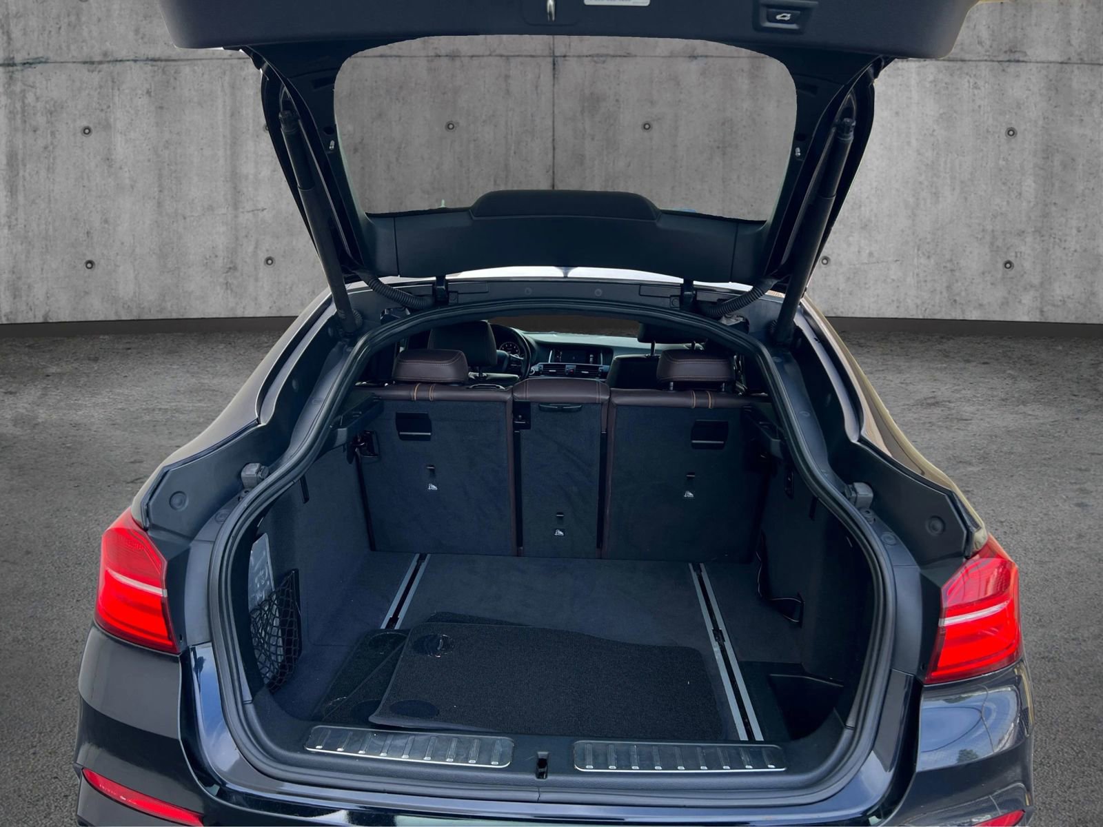 Used 2015 BMW X4 xDrive28i image 13