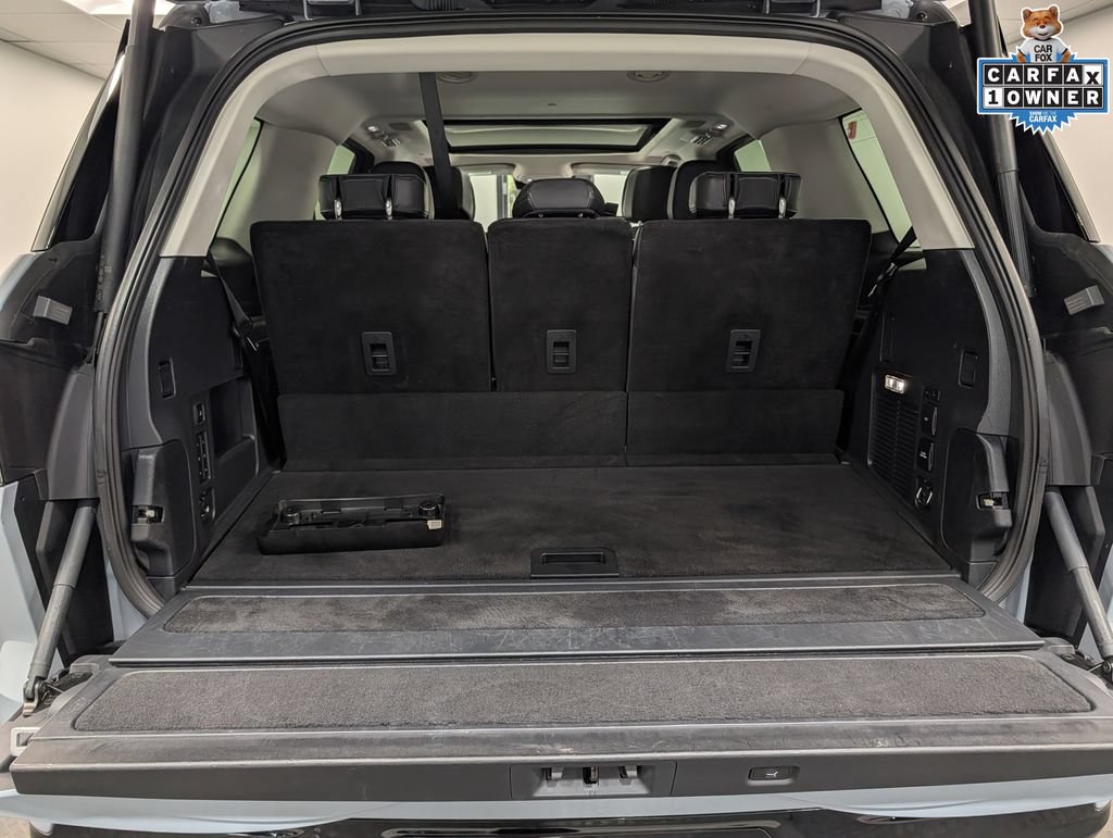 Used 2025 Lincoln Navigator Reserve AWD/4WD image 29